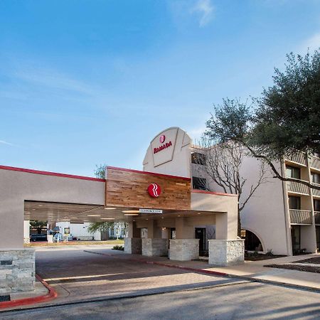 Ramada By Wyndham Austin South Hotell Eksteriør bilde