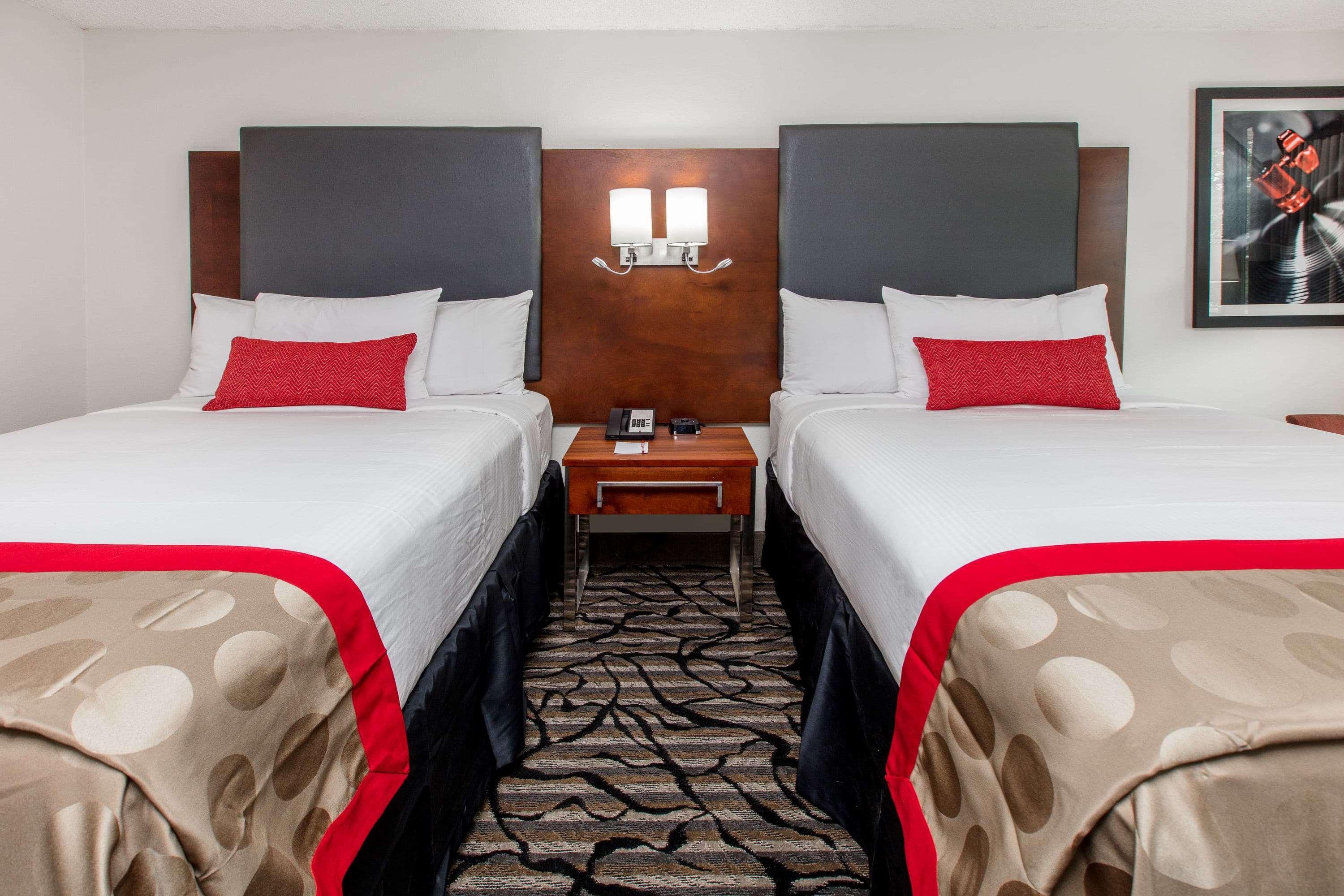 Ramada By Wyndham Austin South Hotell Eksteriør bilde