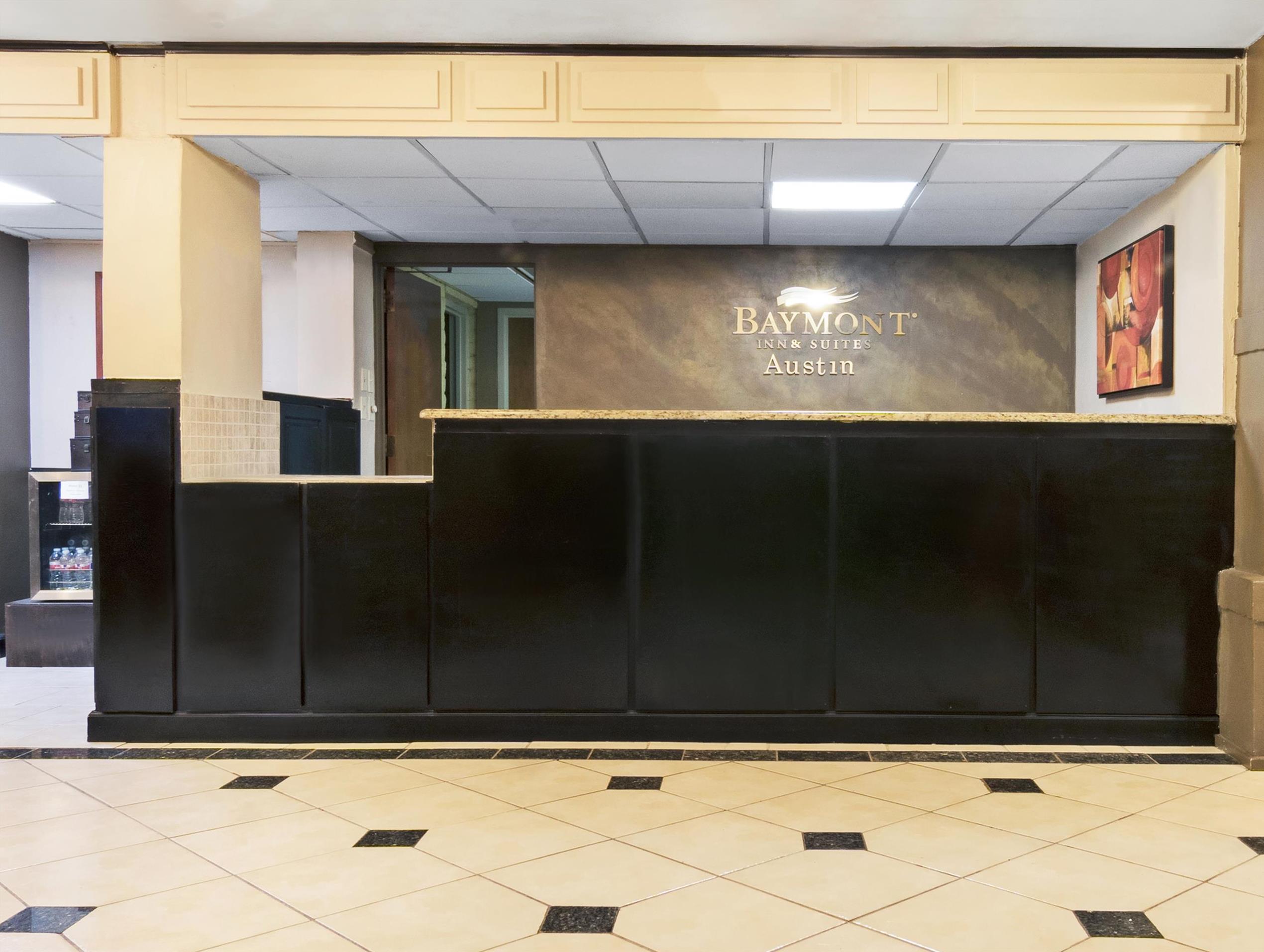 Ramada By Wyndham Austin South Hotell Eksteriør bilde