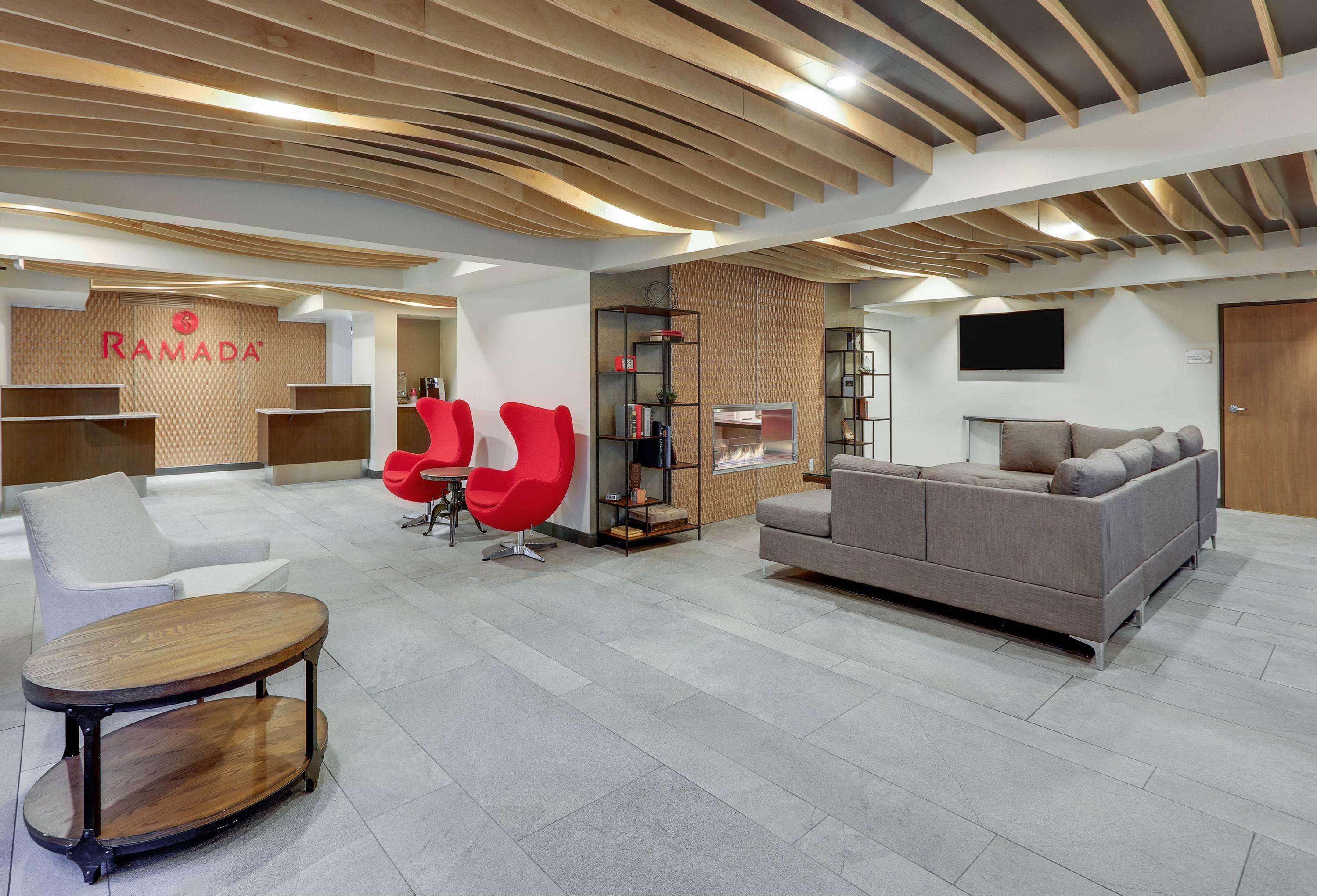 Ramada By Wyndham Austin South Hotell Eksteriør bilde