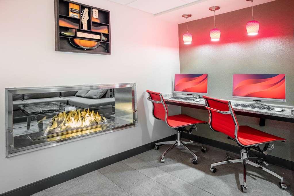 Ramada By Wyndham Austin South Hotell Fasiliteter bilde