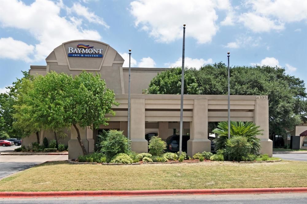 Ramada By Wyndham Austin South Hotell Eksteriør bilde